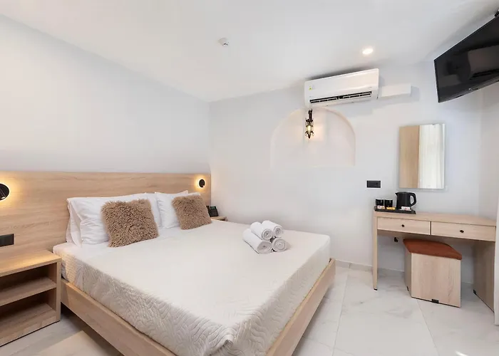 Evdokia Artheon * עיר רודוס